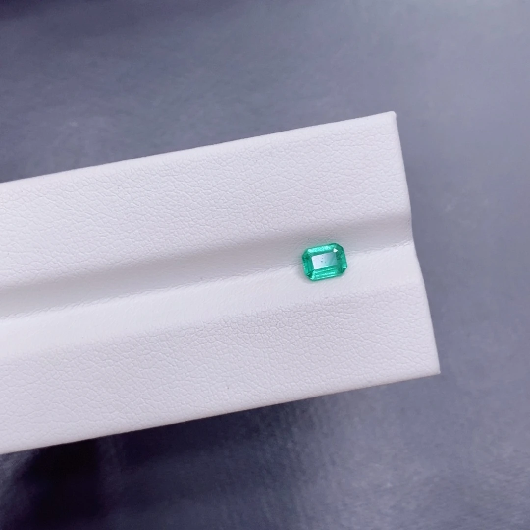 裸石祖母绿11111