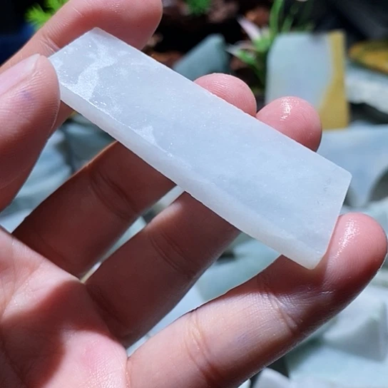 苏***氏翡翠散珠边角料111