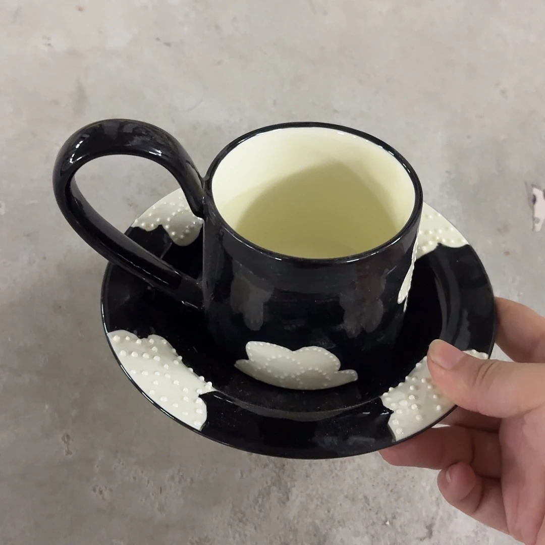 搪瓷微瑕黑色花杯碟