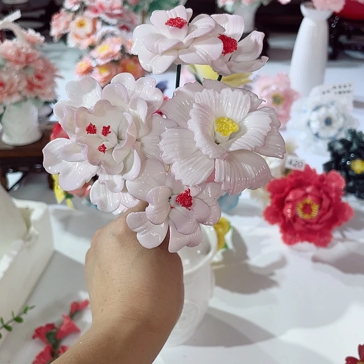 瓷片德化工厂陶瓷手工捏花