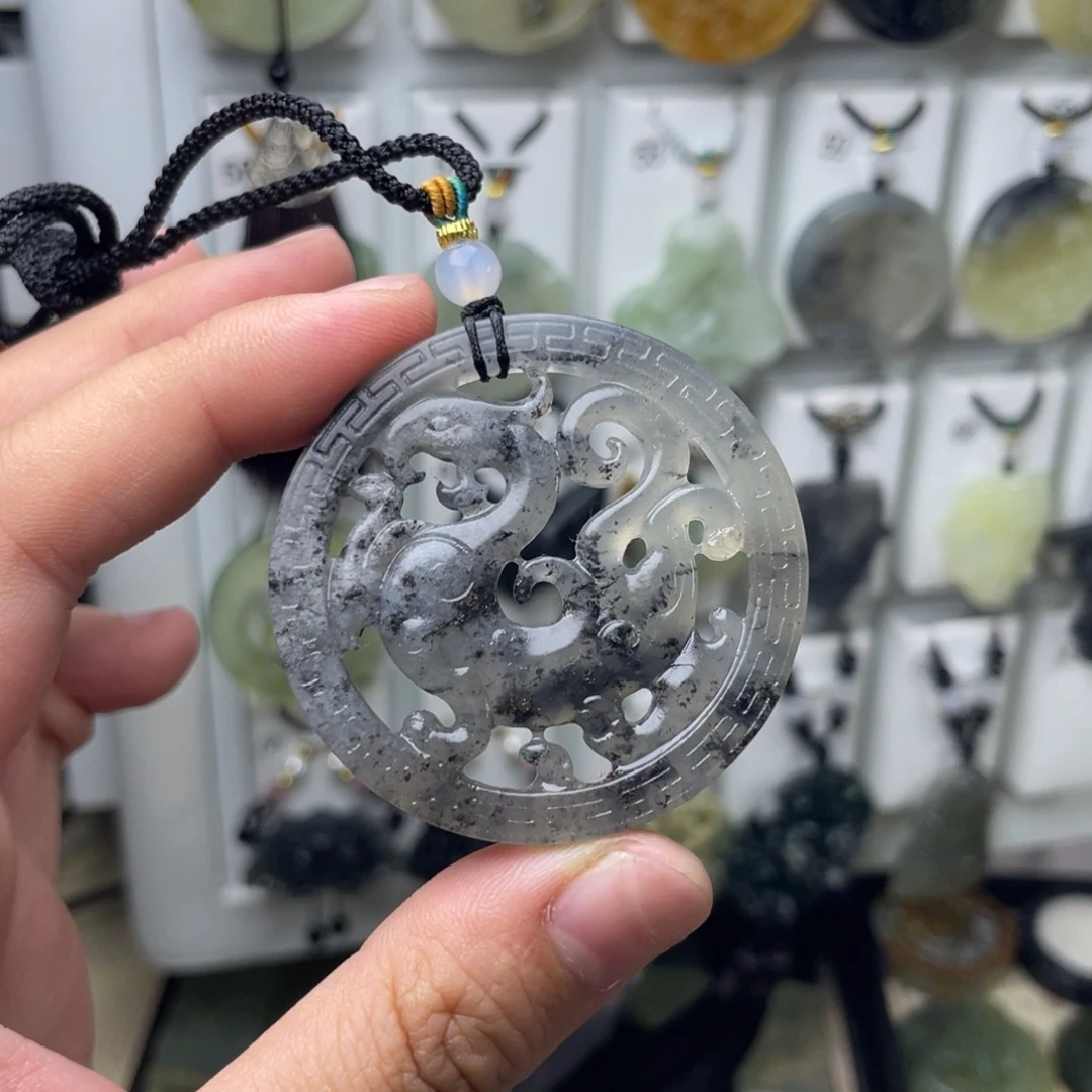 开****未镶嵌岫玉颈饰龙