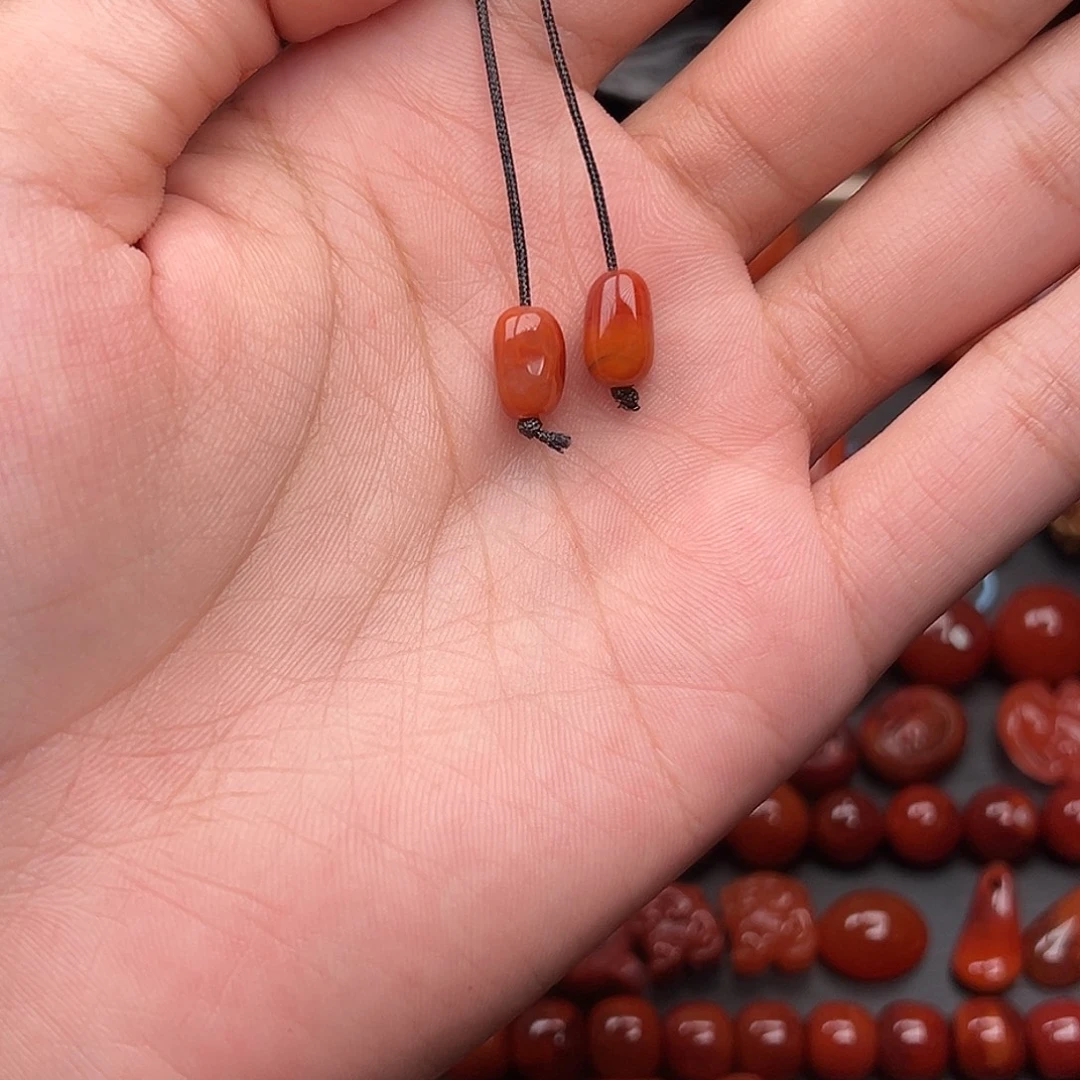 南红玛瑙未镶嵌川料随行弟子珠