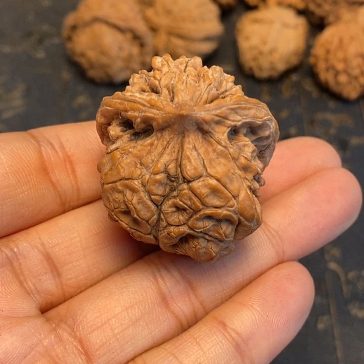 文玩核桃吊坠小*锹文玩核桃异形单只