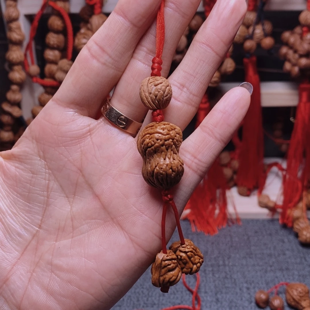 吊坠桃核龙纹桃枭