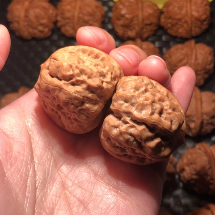 文玩核桃把件暴力肌肉35