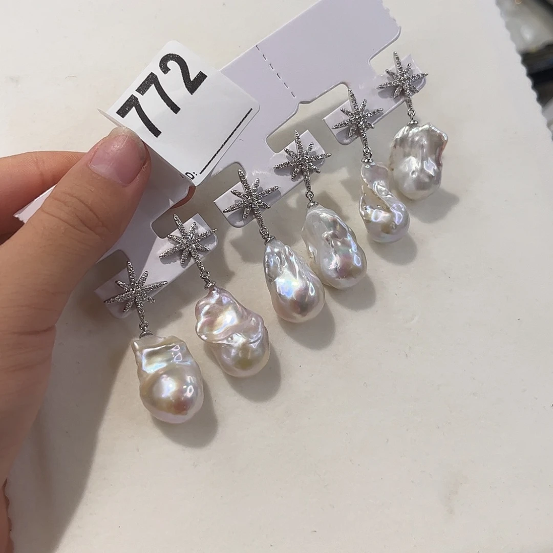 合金耳饰淡水珍珠