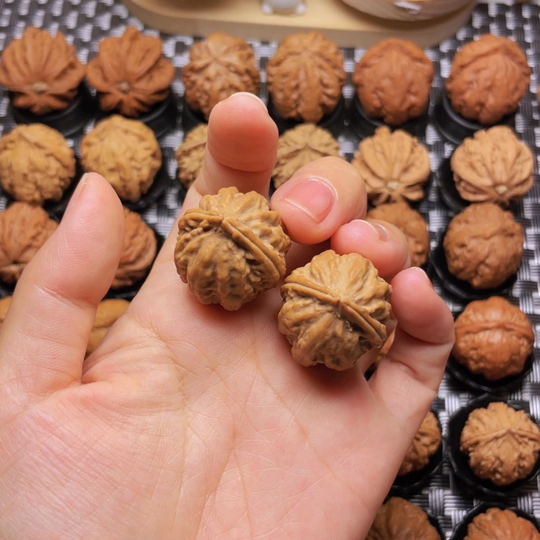 【闪购商品】文玩核桃吊坠再**碗小八棱
