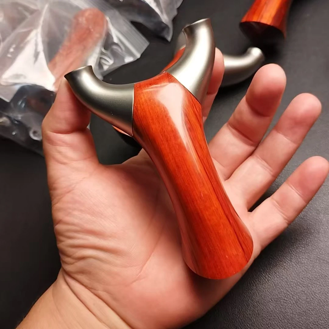 《暗夜》飞虎紫檀木柄钛合金弓头