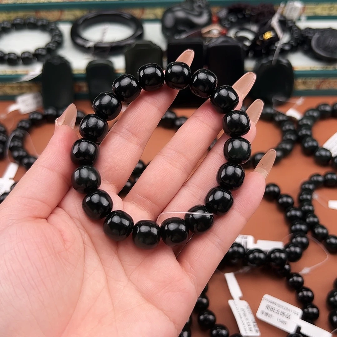 和田玉未镶嵌手串