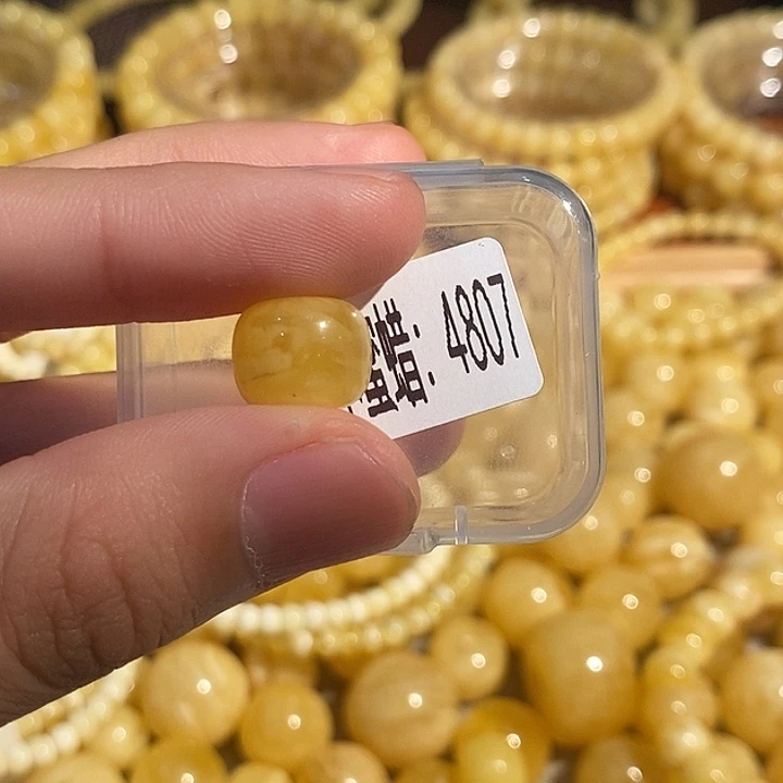 未镶嵌琥珀珠宝奇石微4807