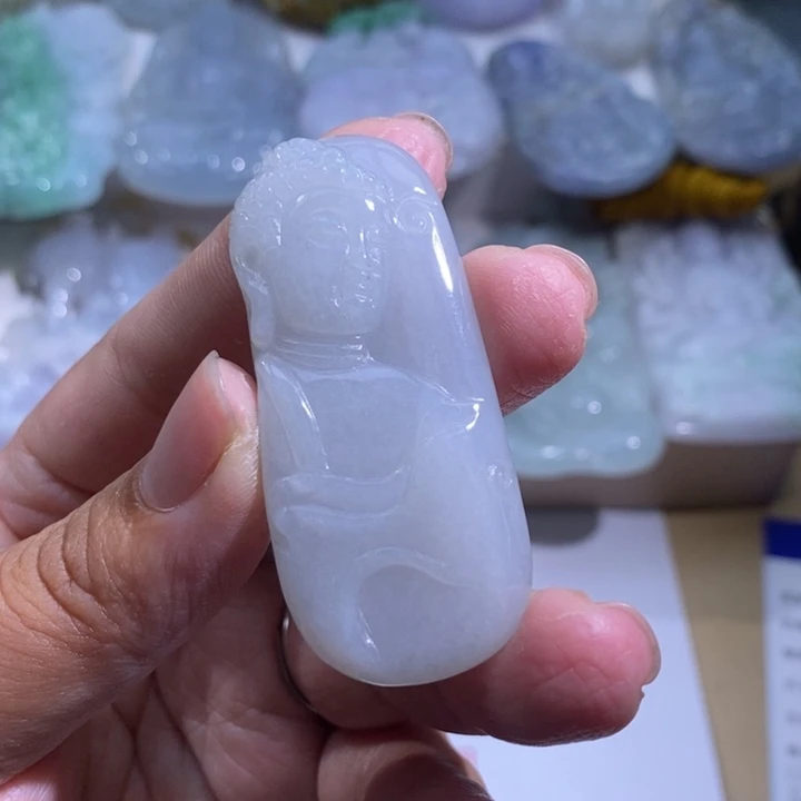 【闪购商品】颈饰未镶嵌翡翠佛