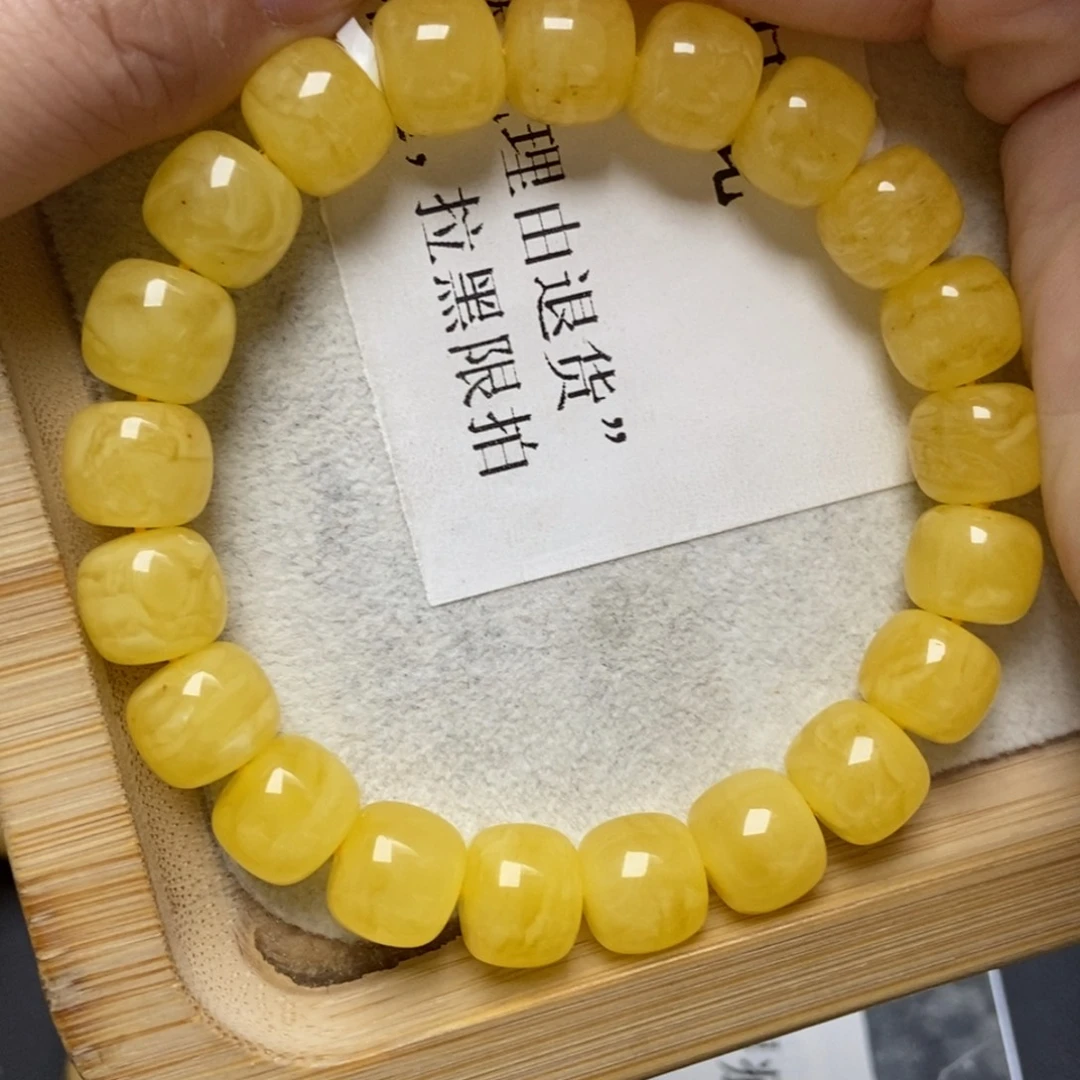 琥珀未镶嵌珠宝奇石31