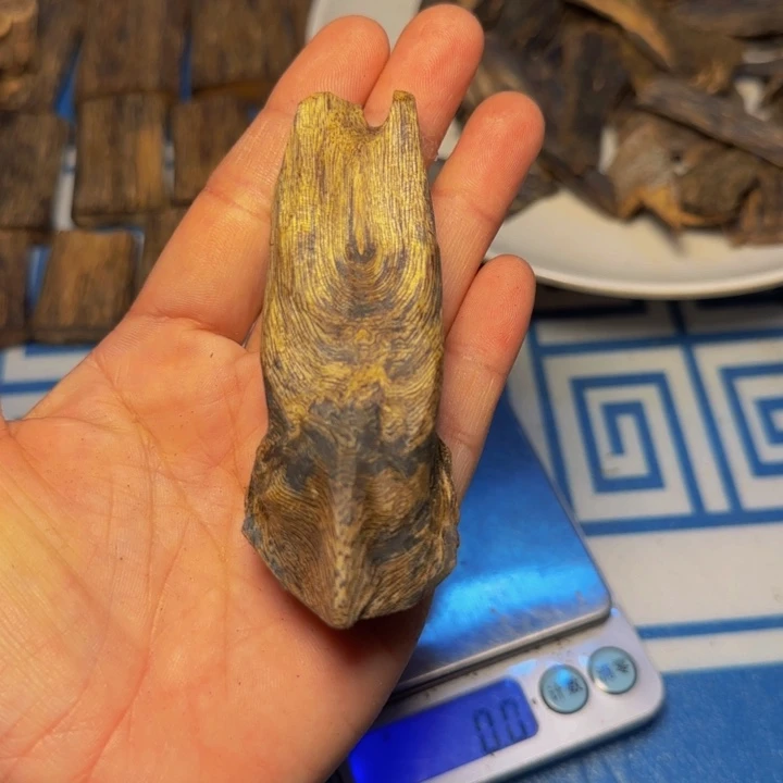 木饺****³手工艺雕塑根雕木方板材13克