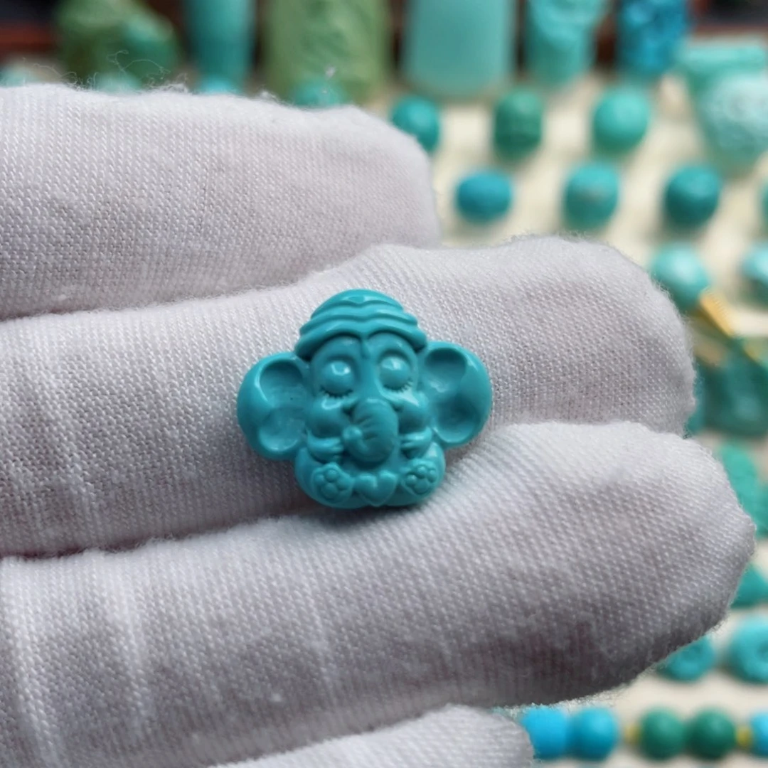 未镶嵌绿松石珠宝奇石