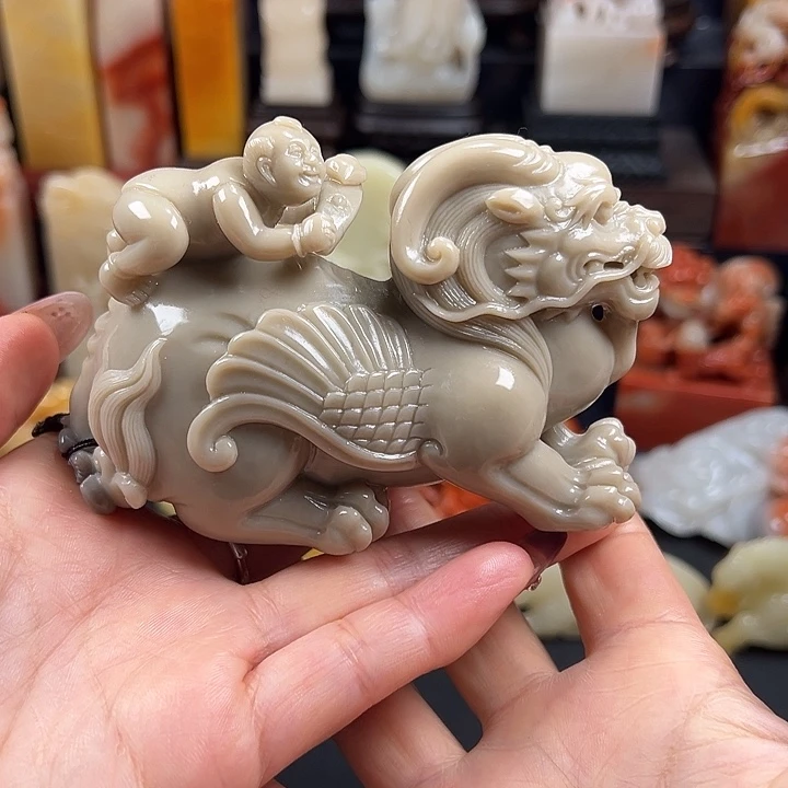 寿山石旗降石摆件