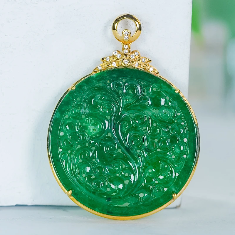 k金镶-天然辣绿龙纹雕花翡翠a货圆牌吊坠