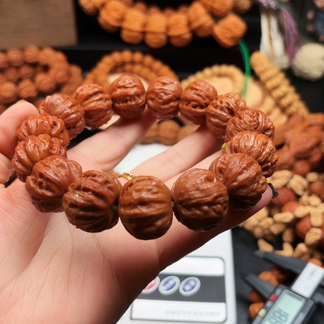 兵***哥文玩核桃把件核桃手串