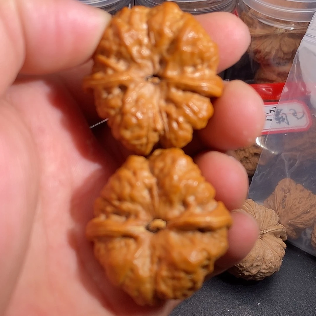 文玩核桃把件阿***活蛤蟆的39