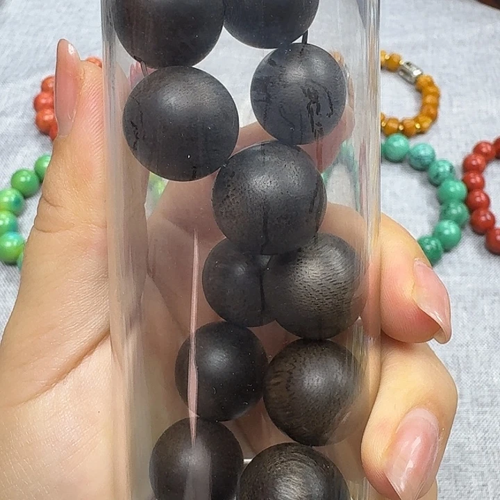 微凹黄檀（南美大红酸枝）心**石