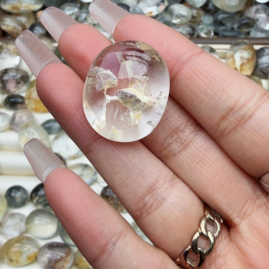 朱***纯珠宝半成品未镶嵌水晶