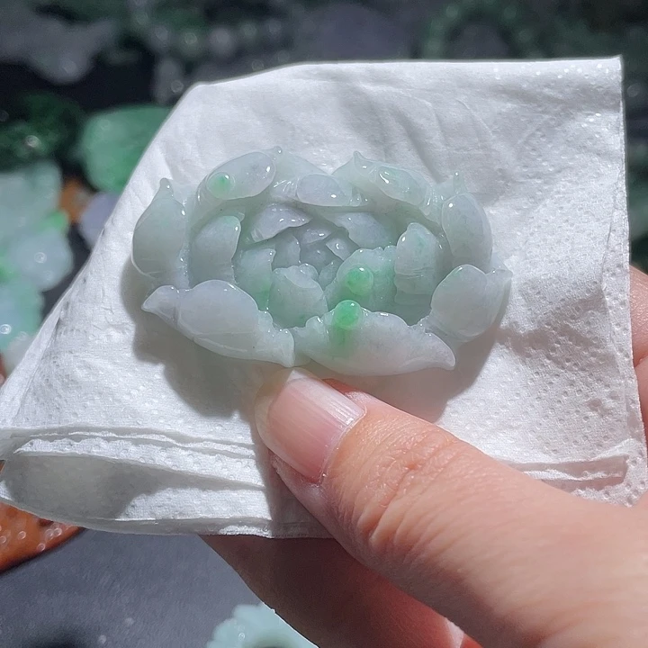 颈饰未镶嵌翡翠天