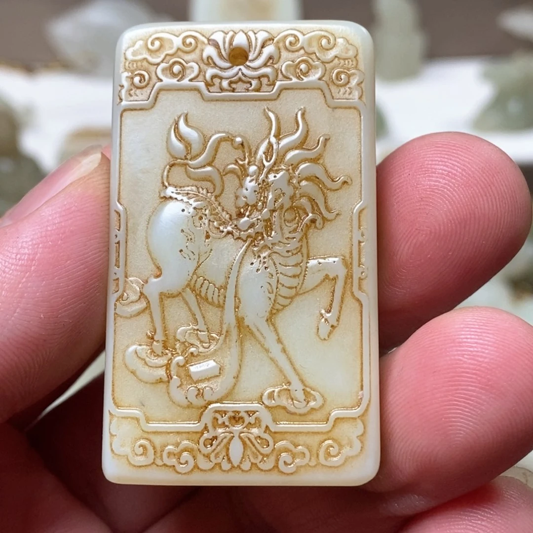 和田玉颈饰未镶嵌小*