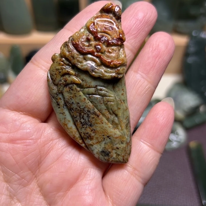 岫岩河磨玉（透闪石质玉）未镶嵌颈饰