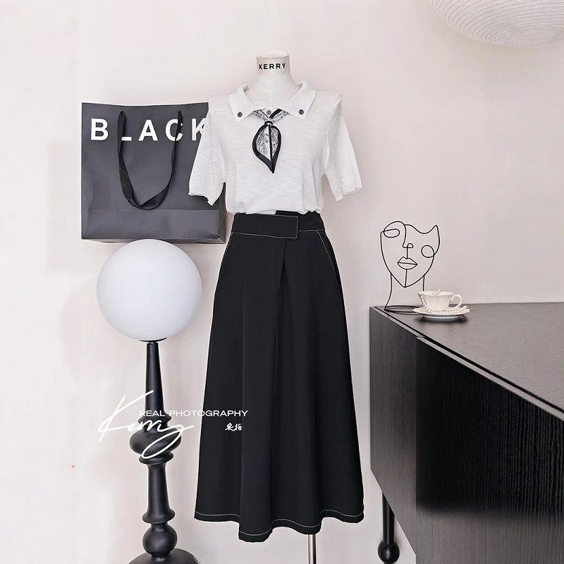 Kerry【夏日温柔】莱赛尔亚麻短袖T恤+高腰设计感半身伞裙套装女
