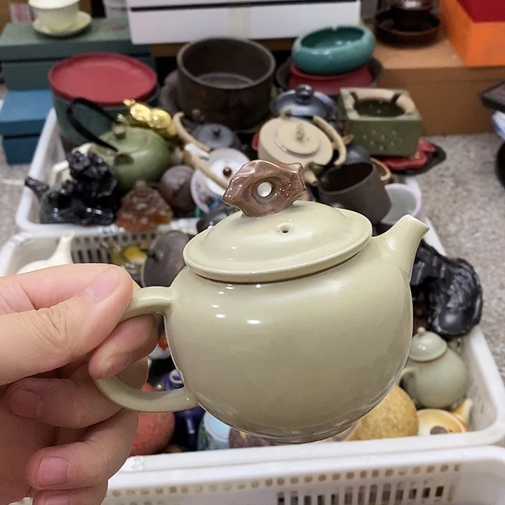 陶瓷艺术品及陶瓷壶壶