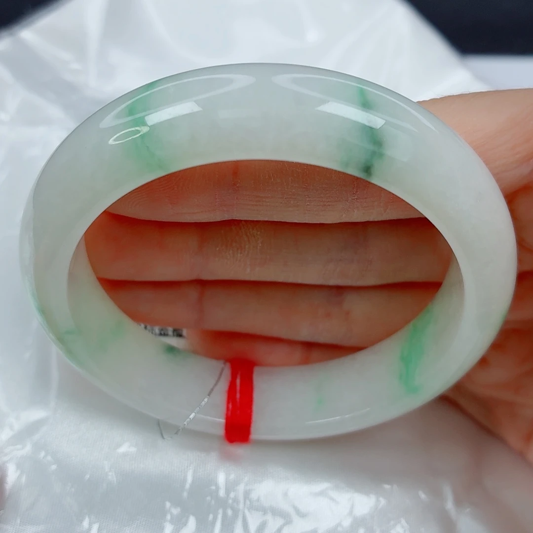 翡翠未镶嵌手镯56.2正圈，完整，版型好，010