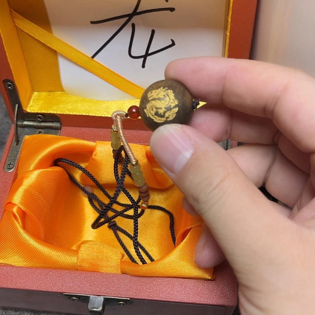大叶紫檀（黑酸枝木类）