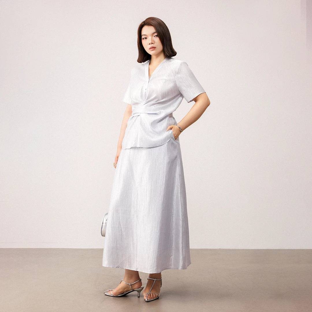 PLUSMALL 贝母星砂 缎面缠绕式上衣+流光半裙套装PLUS2506104AB