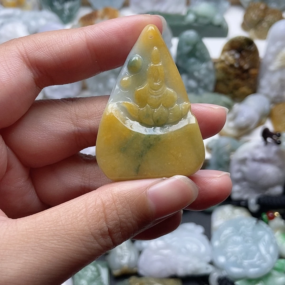 翡翠未镶嵌颈饰翡翠