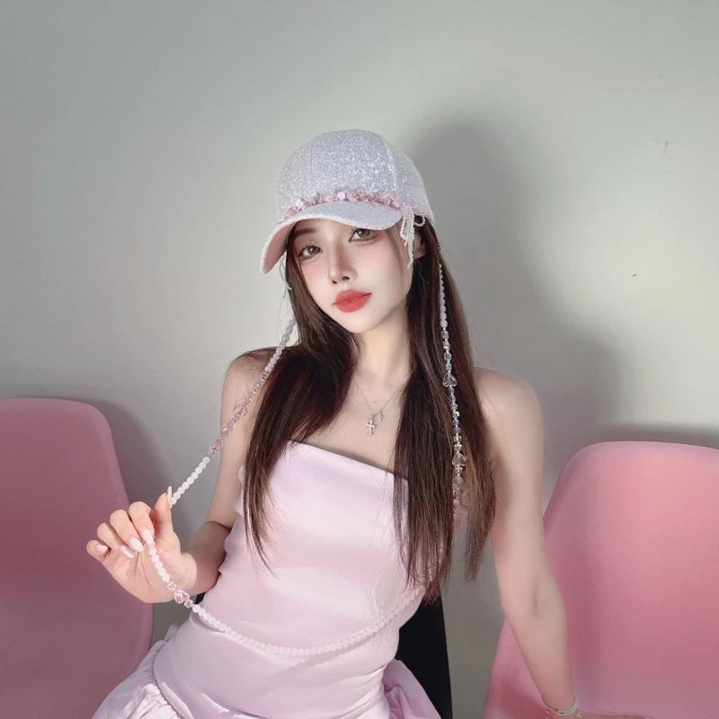 NIUYANG 原创甜酷清透网纱亮片爱心挂链球帽时髦串珠花饰鸭舌帽