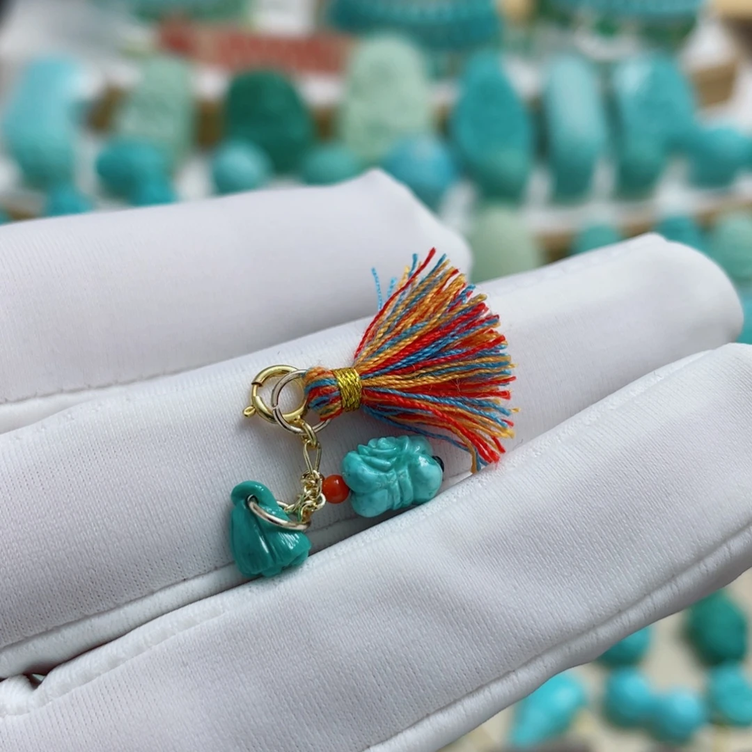 绿松石未镶嵌珠宝奇石