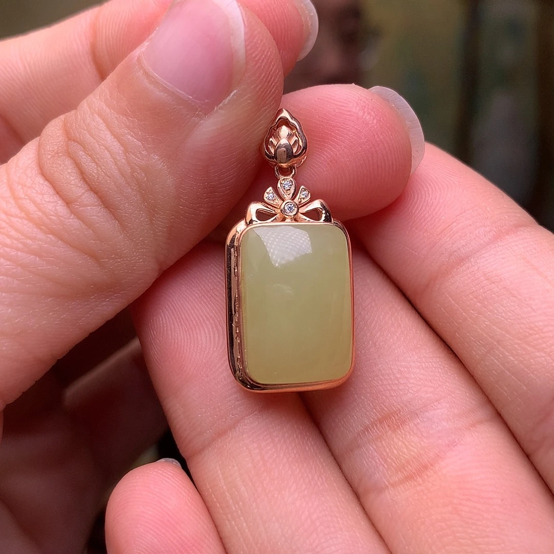 和田玉未镶嵌挂件