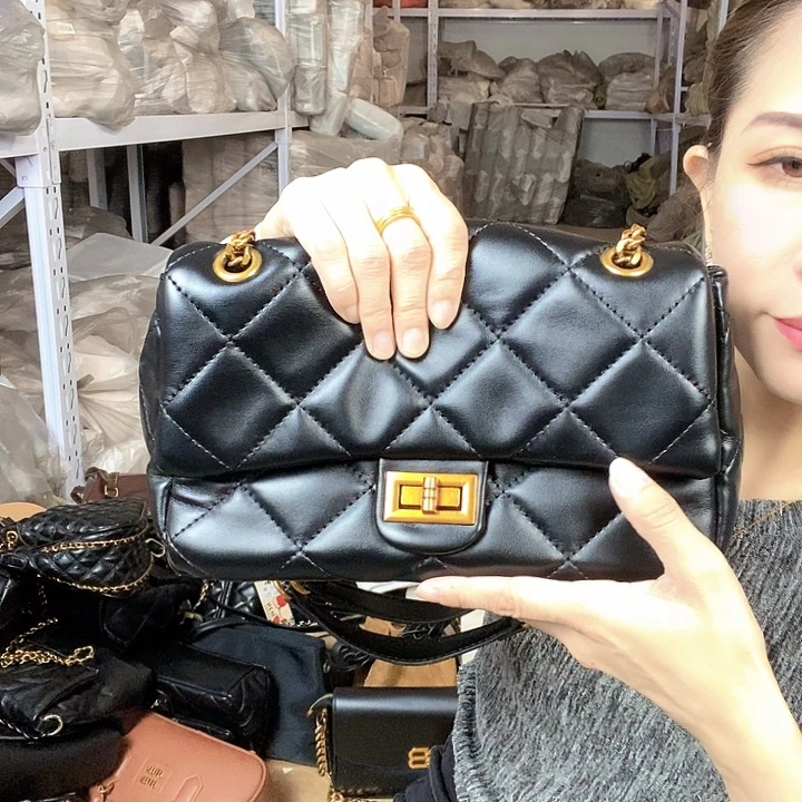 蚕丝小牛剖层皮革PU