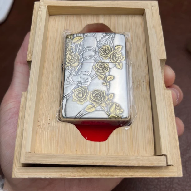 【CC】Zippo打火机W镀银鎏金捆绑女郎DY9912DK