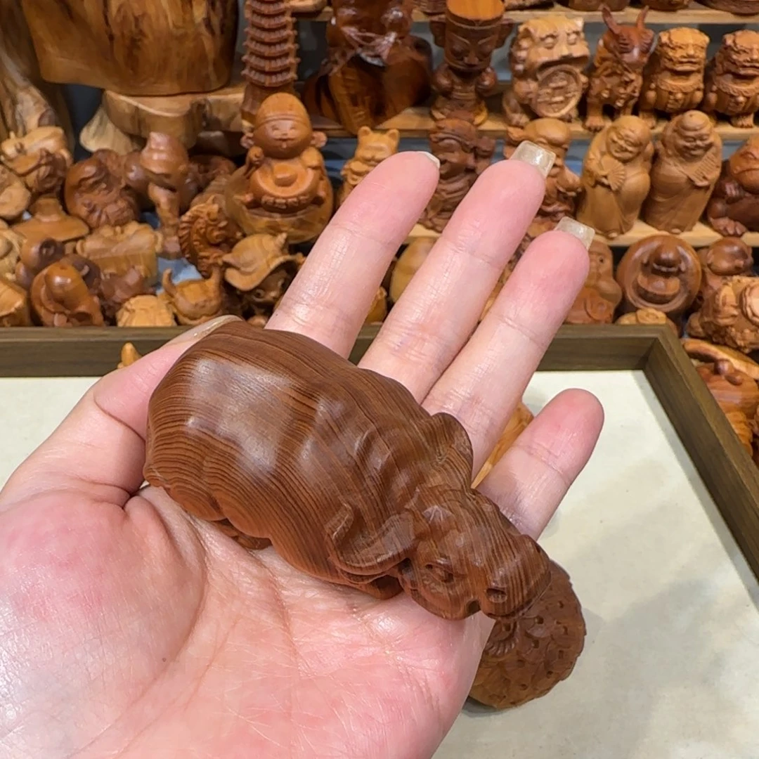 A***2崖柏手把件牛牛牛