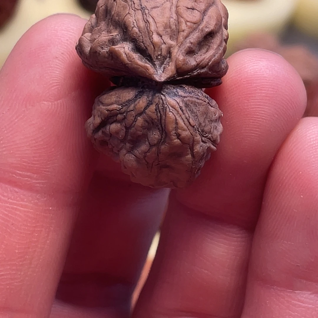 嘿***呀吊坠猴头核桃双面水门小球连