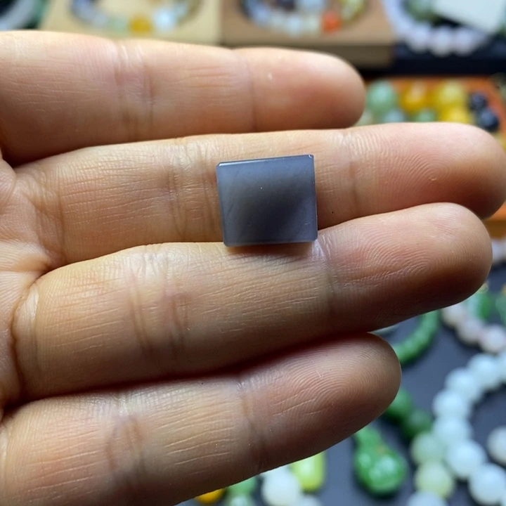 和田玉未镶嵌珠宝半成品烟紫卡11