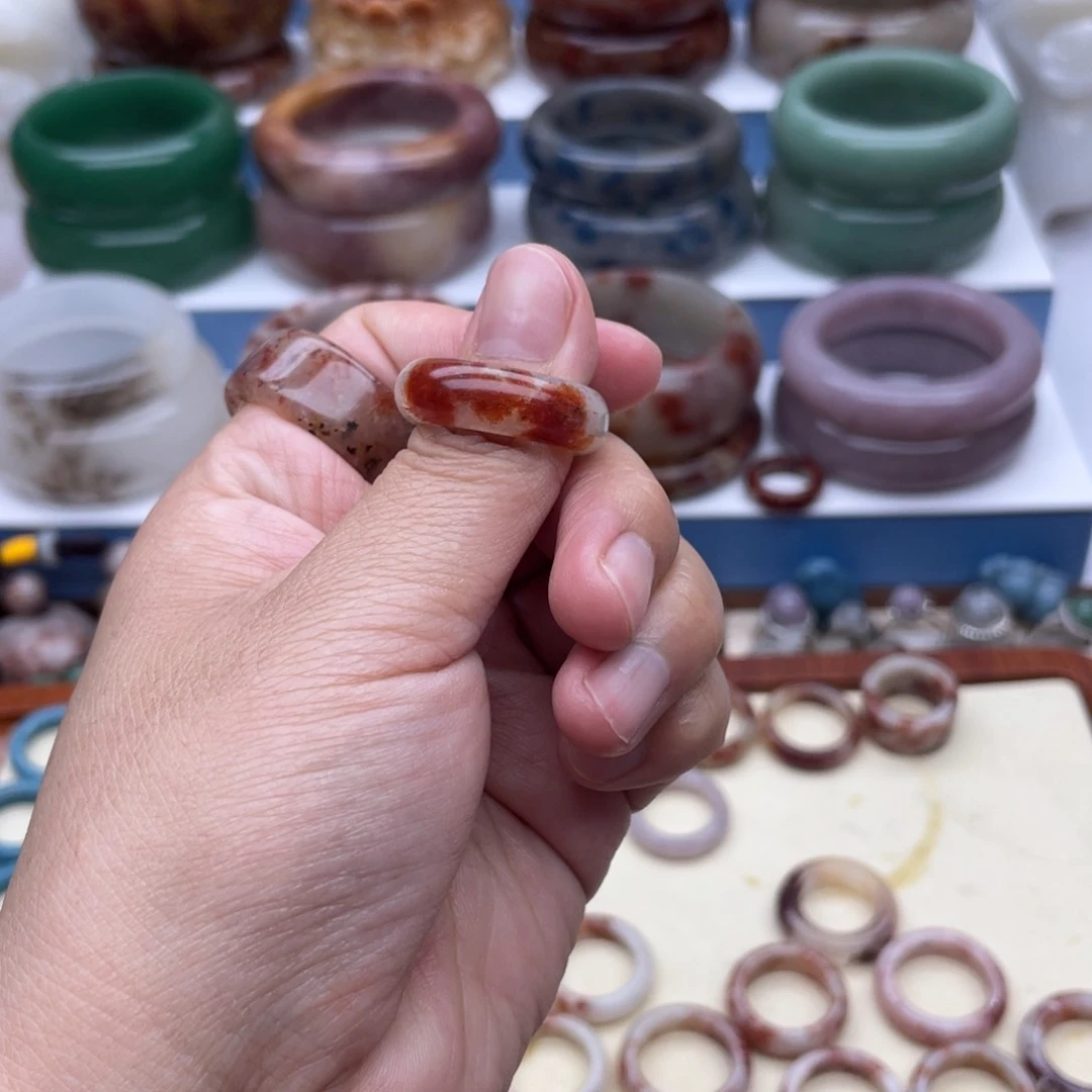 石英质玉手镯未镶嵌?***酸