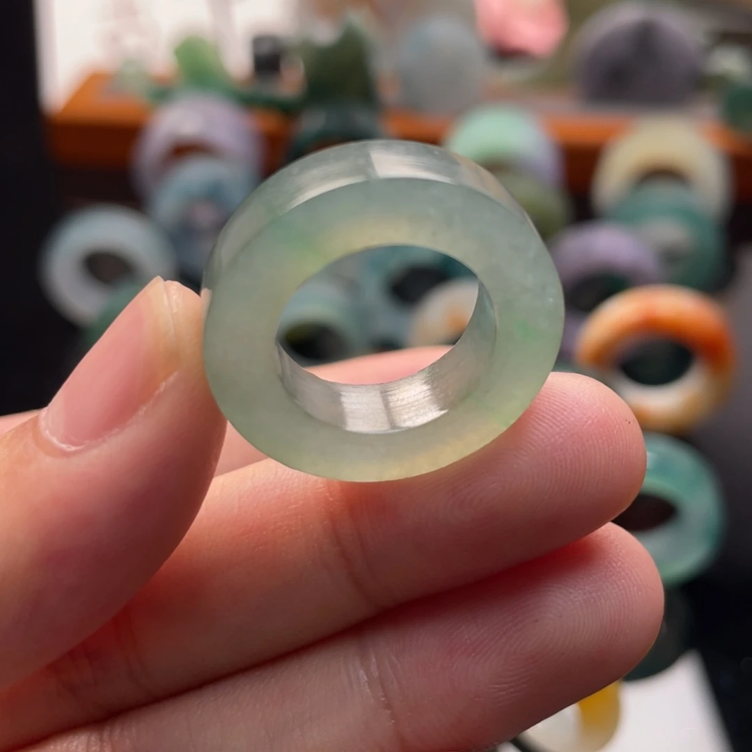 定制翡翠未镶嵌  晴水飘绿