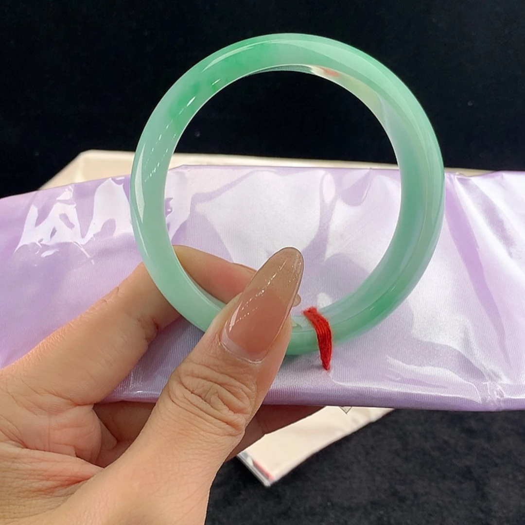 【闪购商品】未镶嵌手镯翡翠正62