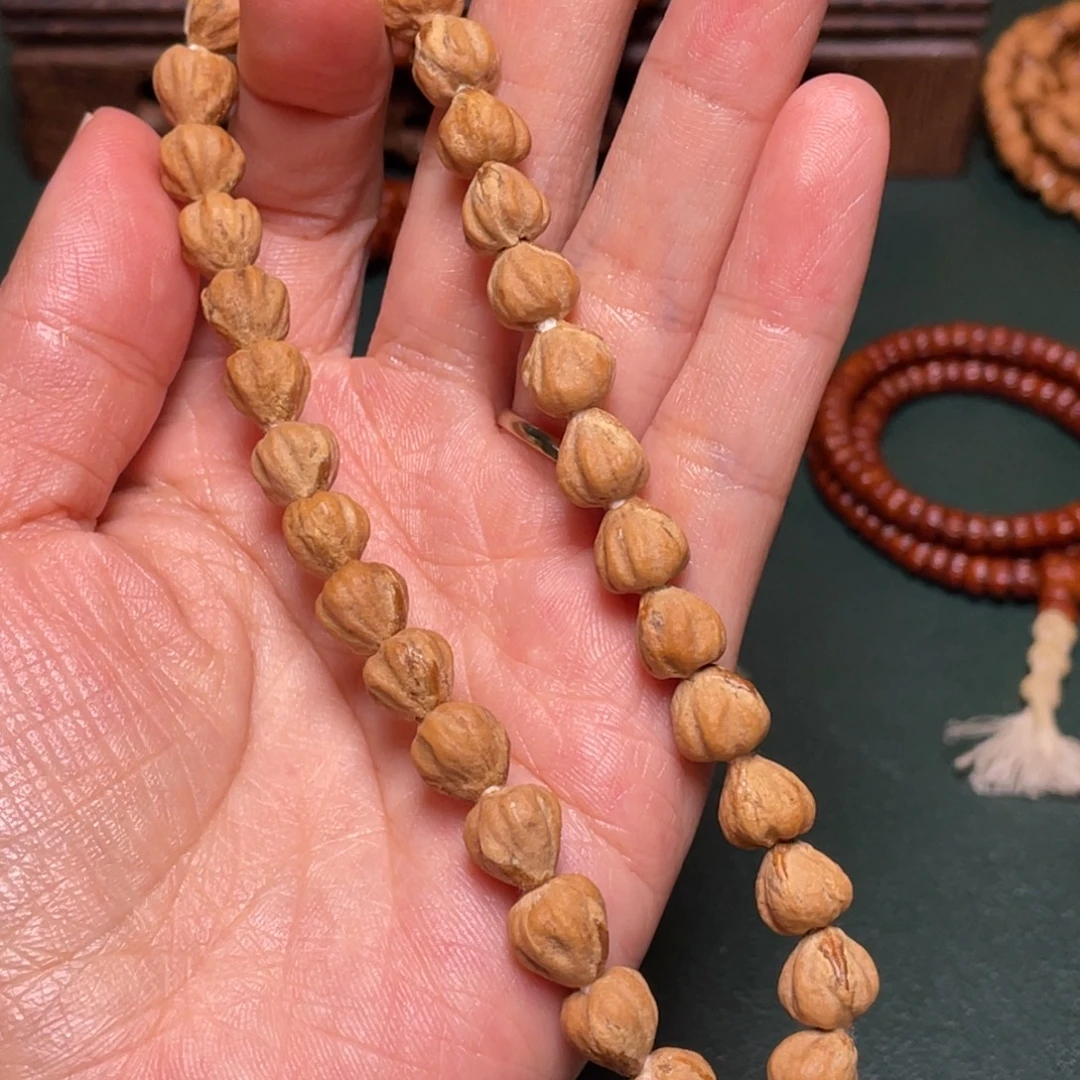 吊坠柏香籽/百香籽红芽莲花手持孤品