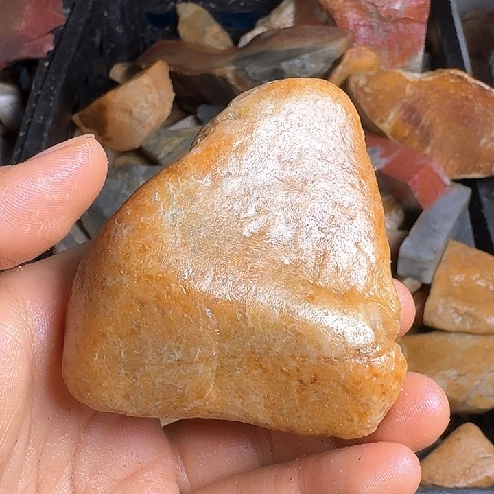 脑***嘞寿山石寿山石的颜色