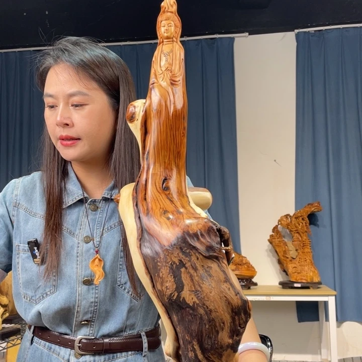 柏木（崖柏）随型摆件