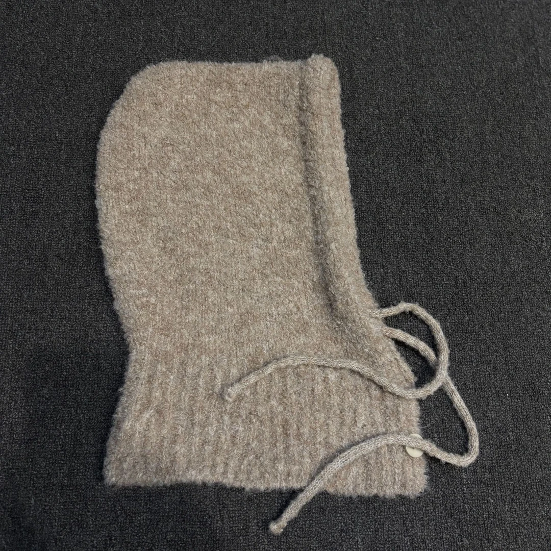 LULU 时尚简约针织围脖一体帽子24132