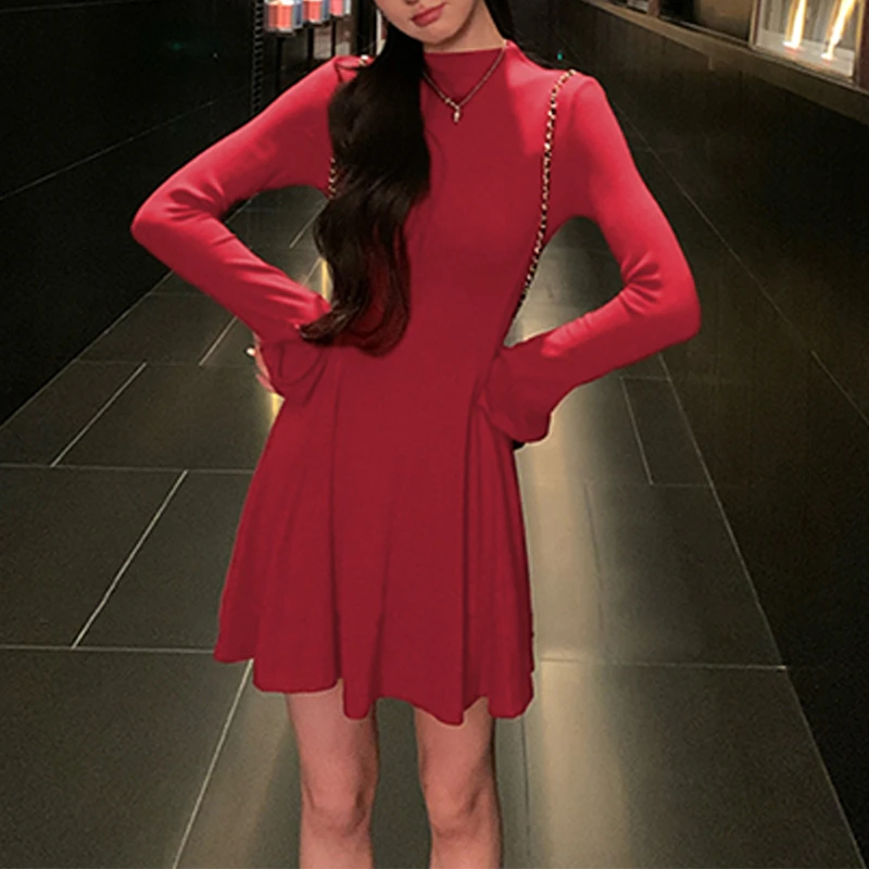 红色半高领针织连衣裙女秋长袖A字裙修身显白气质约会打底短裙子