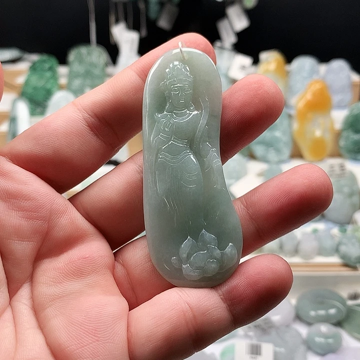 吊坠(不含链)未镶嵌翡翠101站观音